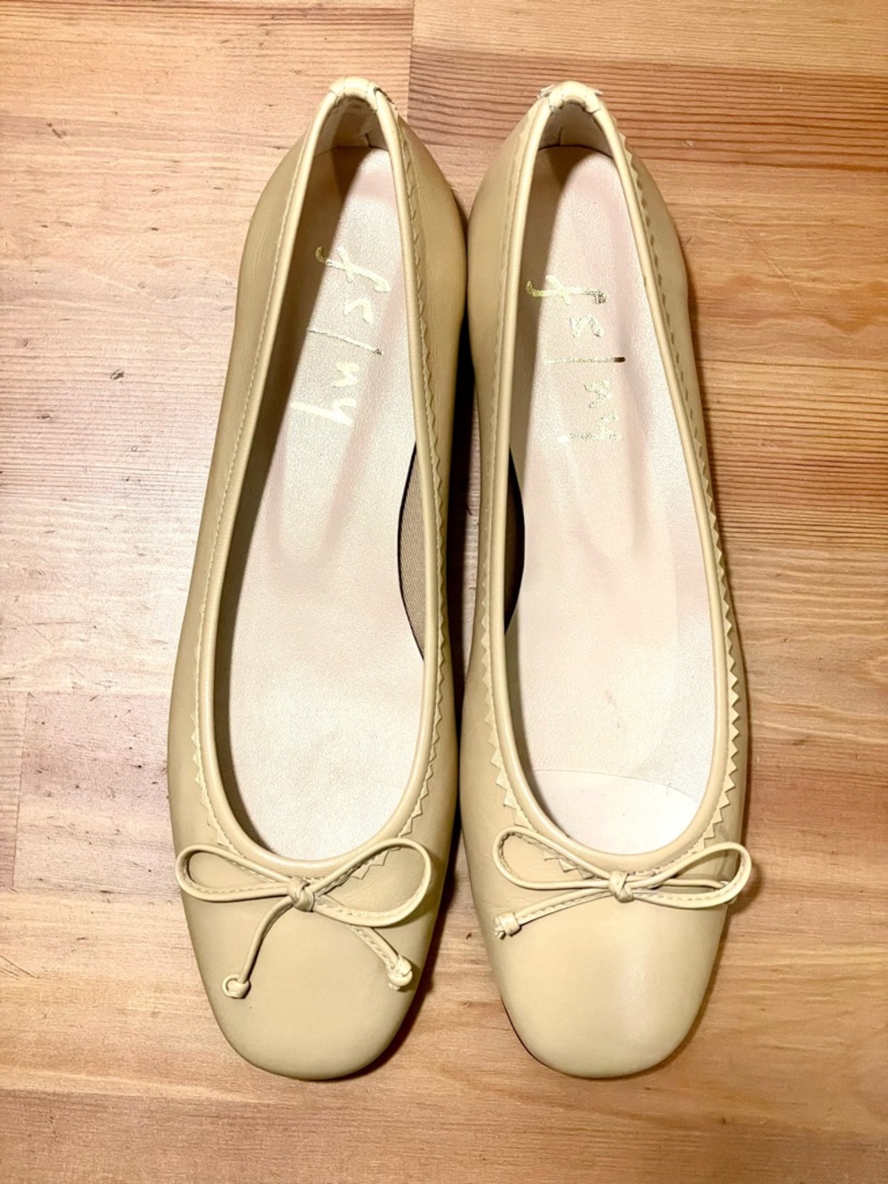 BRAND NEW FS/NY French Sole Jasmine Beige Ballet Flats Size 8.5 Women - Picture 2 of 3